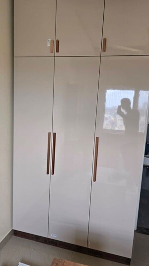 Furnished Amenities in 2 BHK Apartment at TVS Emerald Jardin, Singasandra – for Rent