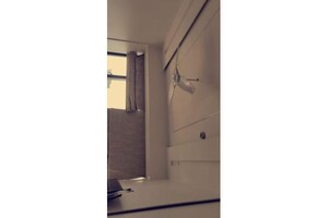 Bathroom in 4 BHK Apartment at Lodha Marquise, Worli – for Sale