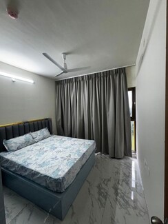 2 BHK +Apartment For Rent in Bajaj Allianz House