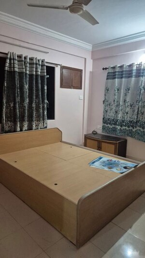 Bedroom in 2 BHK Apartment at Flower Valley Apartment, Wanowrie – for Rent
