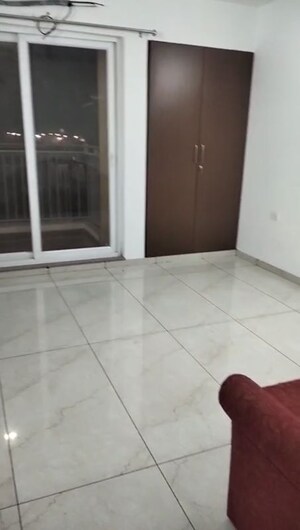 Room in 3 BHK Apartment at Rishita Manhattan, Gomti Nagar – for Sale