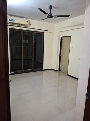 Room in 2 BHK Apartment at Jaydeep Park, Majiwada – for Sale