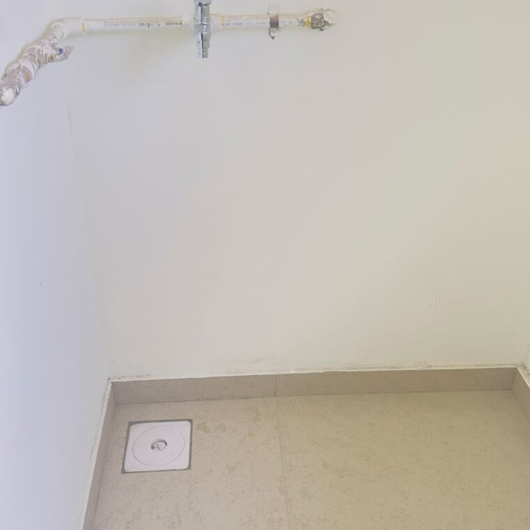 Room, bhandup west 1.5 Bedroom 30000 Sq.Ft. Apartment In Bhandup West Mumbai 10703804