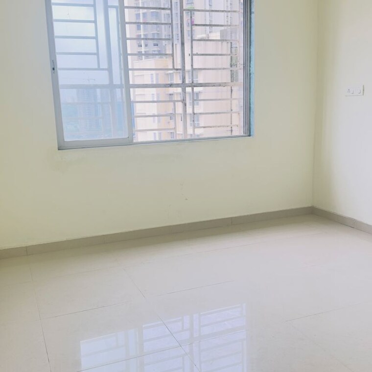 Room, bhandup west 1.5 Bedroom 30000 Sq.Ft. Apartment In Bhandup West Mumbai 10703804