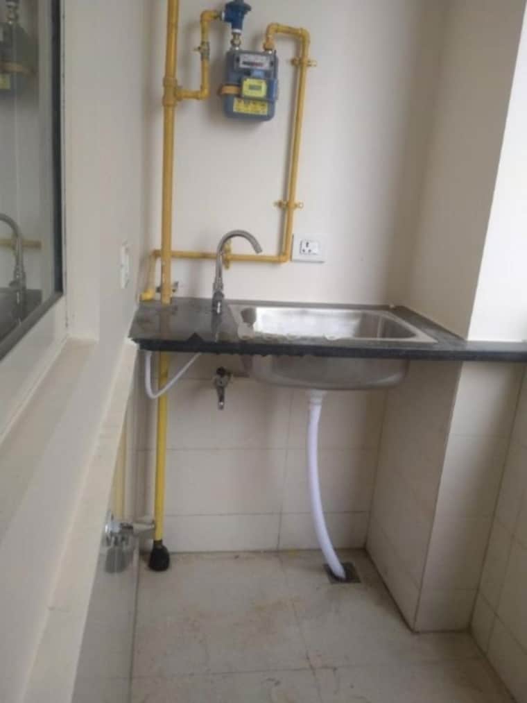 Bathroom, auro-the-pearl 3 Bedroom 2750 Sq.Ft. Apartment In Hi Tech City Hyderabad 10703805