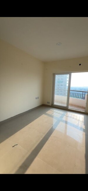 Room in 3 BHK Builder Floor at TDI The Grand Retreat, Sector 88 – for Rent
