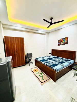 Bedroom in 1 RK Builder Floor at Wazirabad – for Rent