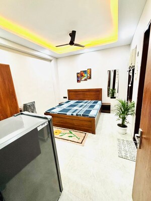 Bedroom in 1 RK Builder Floor at Wazirabad – for Rent