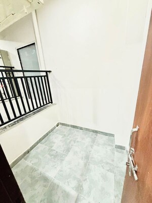 Balcony in 1 RK Builder Floor at Wazirabad – for Rent