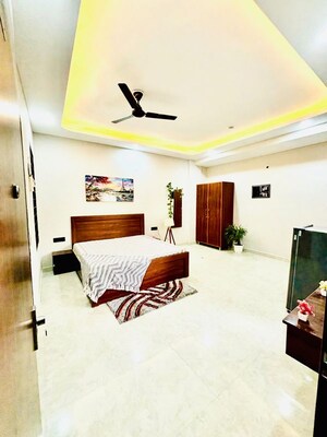 Team Area in 1 RK Builder Floor at Wazirabad – for Rent