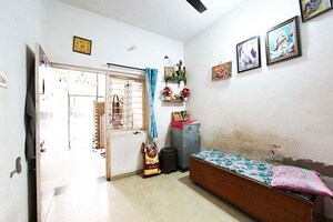 1 BHK Independent House For Sale in New Ranip