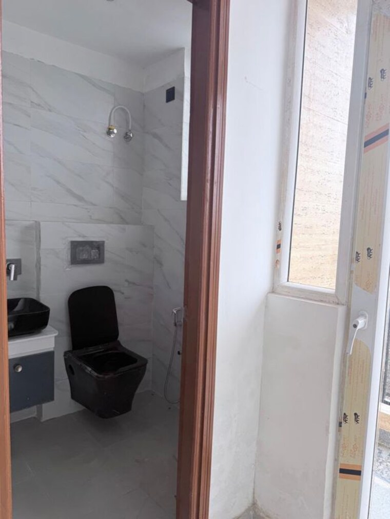 Bathroom, ambala highway 3 Bedroom 1430 Sq.Ft. Apartment In Ambala Highway Zirakpur 10703876