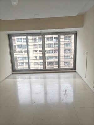 Room in 2.5 BHK Apartment at Lodha Aurum, Kanjurmarg East – for Rent