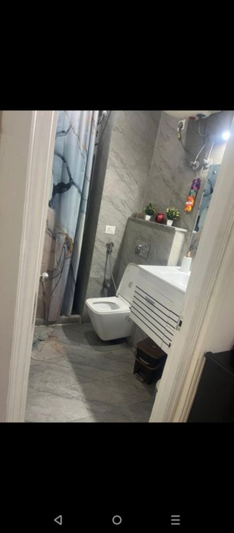 Bathroom, emaar-emerald-estate 3.5 Bedroom 1395 Sq.Ft. Apartment In Sector 65 Gurgaon 10703919
