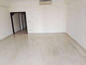 Room in 3 BHK Apartment at Emaar The Palm Drive-The Premier Terraces, Sector 66 – for Sale
