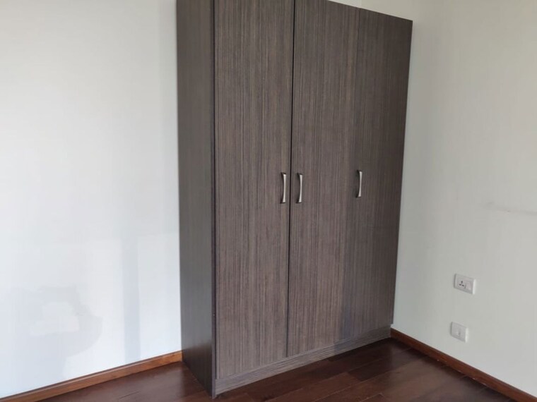 Room, sector 46 4 Bedroom 342 Sq.Yd. Builder Floor In Sector 46 Gurgaon 10703942