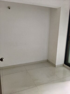 Room in 2 BHK Apartment at Jaydeep Park, Majiwada – for Sale