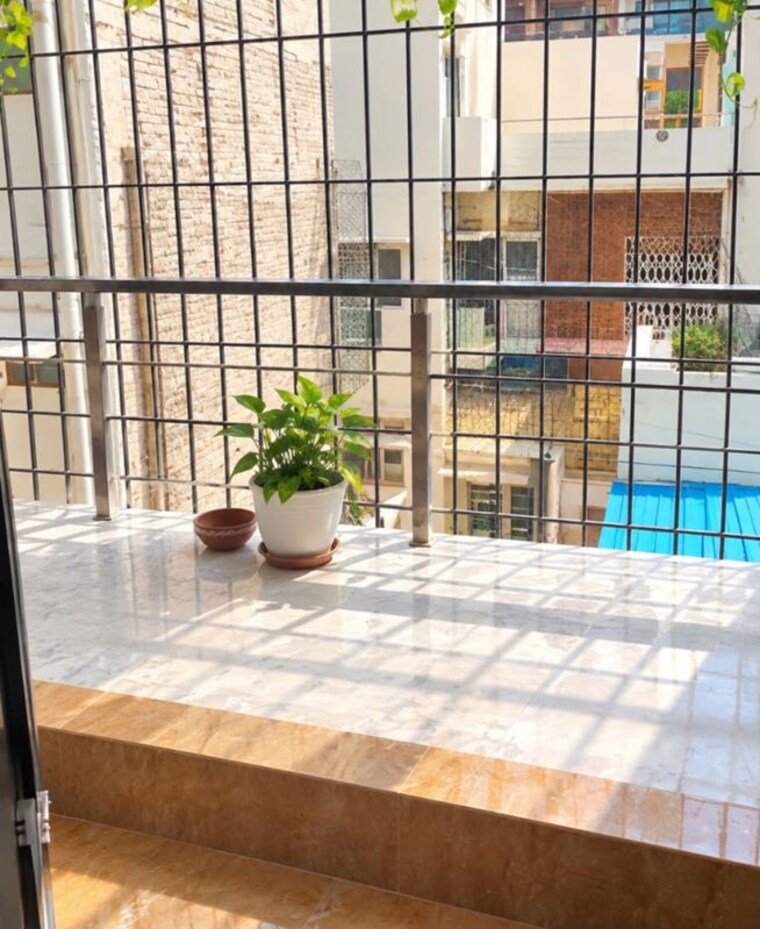 Room, greater kailash i 3 Bedroom 1870 Sq.Ft. Builder Floor In Greater Kailash I Delhi 10703970