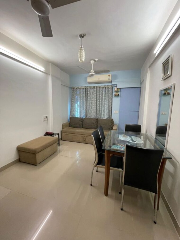Living Room, srishti-complex-powai 1 Bedroom 615 Sq.Ft. Apartment In Powai Mumbai 10703978