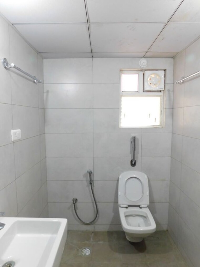 Bathroom, eipl-corner-stone 3 Bedroom 2350 Sq.Ft. Apartment In Gandipet Hyderabad 10703982