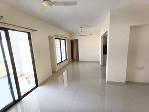Room in 3 BHK Apartment at Tulsi Shakuntala Kanade Nagar, Undri – for Rent