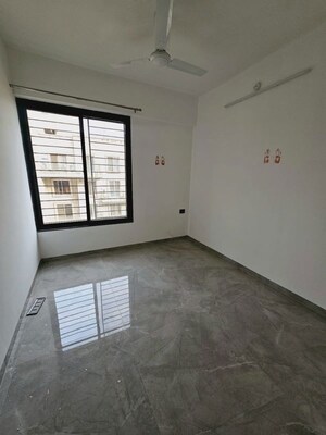 Room in 2.5 BHK Apartment at Unique Legacy, Keshav Nagar – for Rent