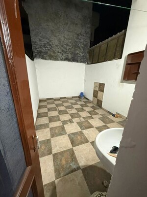 Bathroom in 1 BHK Builder Floor at Sector 9 Panchkula – for Rent