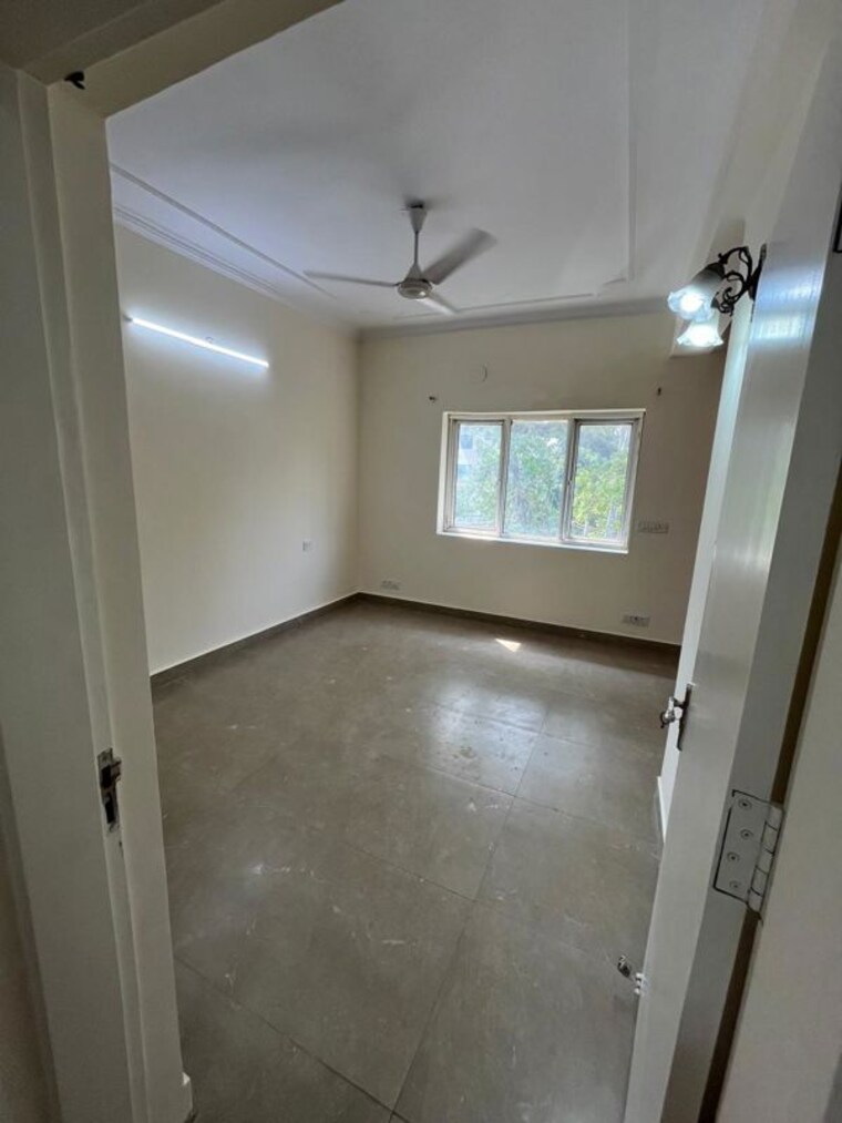 Room, sheikh sarai 2 Bedroom 1000 Sq.Ft. Builder Floor In Sheikh Sarai Delhi 10704070