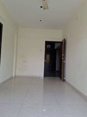 Room in 1 BHK Builder Floor at Sunshine Heights Ghasoli, Ghansoli – for Rent