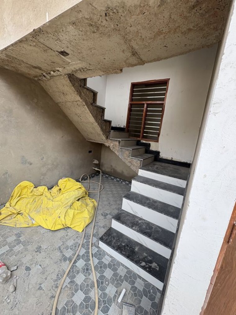 Balcony, central derabassi 1.5 Bedroom 550 Sq.Ft. Independent House In Central Derabassi Chandigarh 10704075