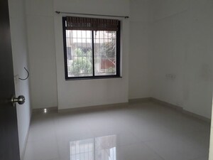 Room in 2 BHK Apartment at Vastuyogsuma Wisteria, Mundhwa – for Rent