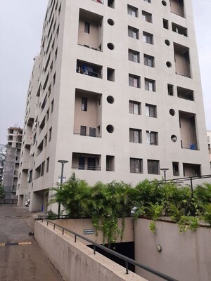 2 BHK Apartment For Rent in Vastuyogsuma Wisteria, Mundhwa