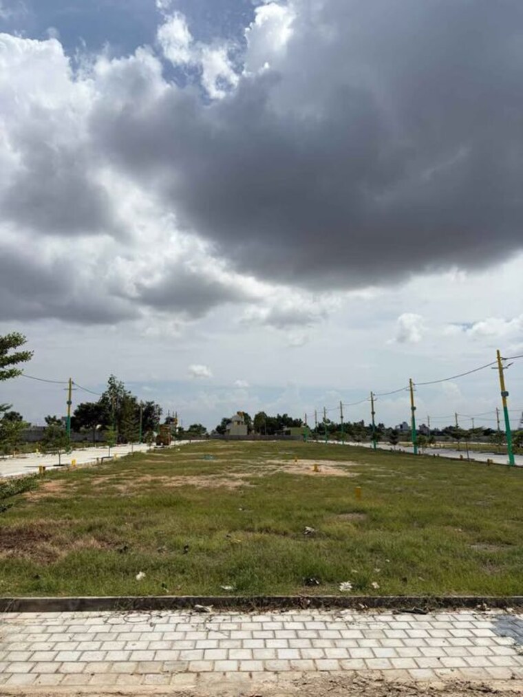 undefined, hunasamaranahalli  1500 Sq.Ft. Plot In Hunasamaranahalli Bangalore 10704114