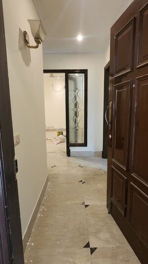 Building Lobby in 4 BHK Builder Floor at Shanti Niketan – for Rent