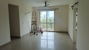 Room in 3.5 BHK Apartment at BPTP Park Prime, Sector 66 – for Sale
