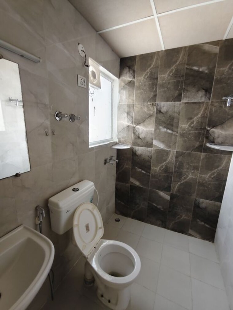 Bathroom, pivotal-riddhi-siddhi 2 Bedroom 587 Sq.Ft. Apartment In Sector 99 Gurgaon 10704155