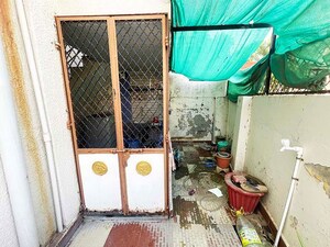Bathroom in 4 BHK Independent House at Hansol – for Sale