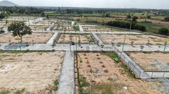 Plot For Sale in Defence Colony