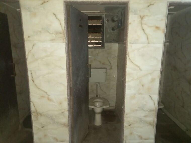 undefined, vasai Commercial Showroom 18000 Sq.Ft. In Vasai Palghar 10704148