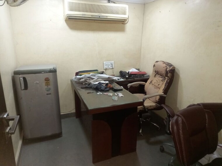 Team Area, vasai Commercial Showroom 18000 Sq.Ft. In Vasai Palghar 10704148