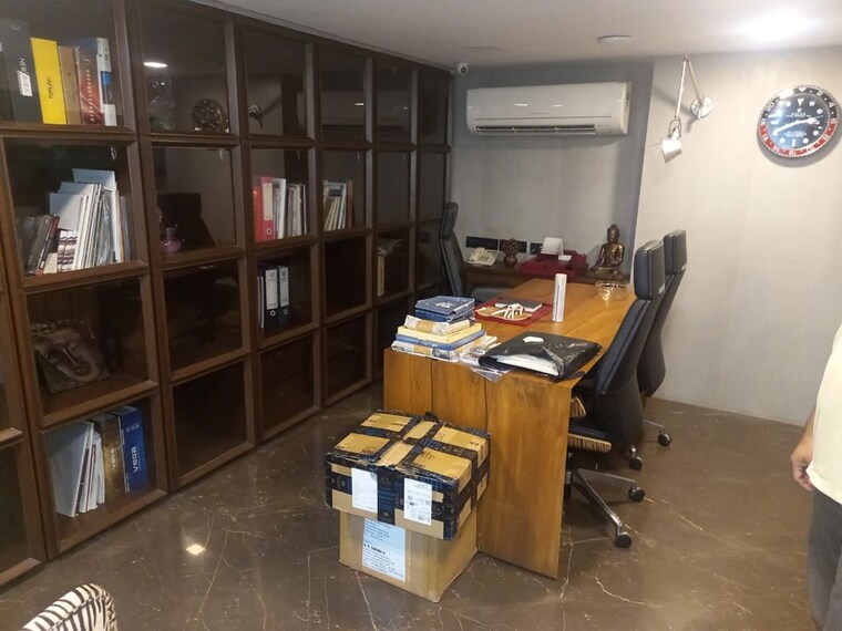 Living Room, vasai Commercial Showroom 18000 Sq.Ft. In Vasai Palghar 10704148