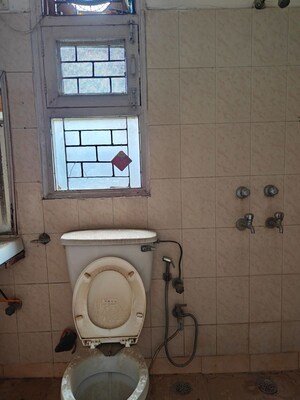 Bathroom in 3 BHK Builder Floor at Palam Vihar – for Rent