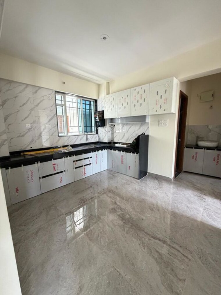 Kitchen, ramesh-hermes-heritage-phase-2 2.5 Bedroom 1250 Sq.Ft. Penthouse In Shastrinagar Pune 10704167