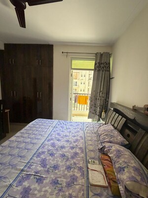Bedroom in 2.5 BHK Apartment at Gaur City 2 - 12th Avenue, Sector 16c Greater Noida – for Rent