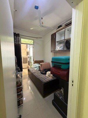 Team Area in 2.5 BHK Apartment at Gaur City 2 - 12th Avenue, Sector 16c Greater Noida – for Rent