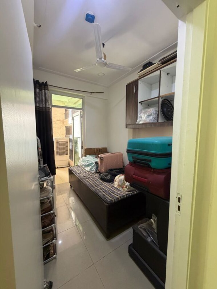 Team Area, gaur-city-2-12th-avenue 2.5 Bedroom 1235 Sq.Ft. Apartment In Sector 16c Greater Noida Greater Noida 10704215