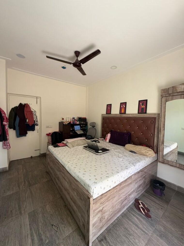 Bedroom, gaur-city-2-12th-avenue 2.5 Bedroom 1235 Sq.Ft. Apartment In Sector 16c Greater Noida Greater Noida 10704215