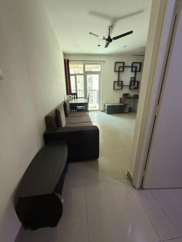 Living Room, gaur-city-2-12th-avenue 2.5 Bedroom 1235 Sq.Ft. Apartment In Sector 16c Greater Noida Greater Noida 10704215