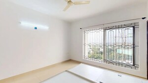 Room in 3 BHK Apartment at Nagarjuna Aster Park, Yelahanka New Town – for Sale