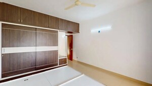 Room in 3 BHK Apartment at Nagarjuna Aster Park, Yelahanka New Town – for Sale